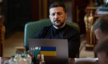 După convorbirea dintre Trump și Putin, Zelenski acuză Rusia că "încearcă să câștige timp" pentru a "continua războiul"