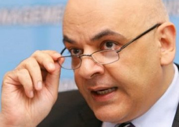 UPDATE Data până la care se decide soarta lui Arafat, ulterior consultării CSAT. Anteniștii fac spume