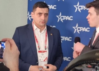 VIDEO George Simion s-a făcut de râs la Washington exact în domeniul în care spune că a absolvit un master. Gafa monumentală făcută de președintele AUR la CPAC 2024: "Spre deosebire de Germania, noi am experimentat pericolul totalitarismului"
