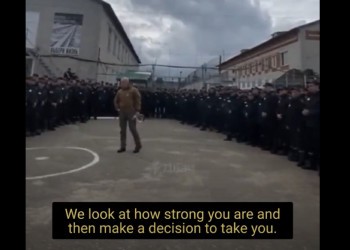 VIDEO scabros: cum îi recrutează Prigojin, ”bucătarul” lui Putin, pe pușcăriașii care săvârșesc genocid în Ucraina în numele Rusiei: ”Veți fi răsplătiți cu libertatea, dacă puteți să reveniți în viață!” Deținuții sunt puși să jure că ”nu se vor angaja în contact sexual cu femeile, flora, fauna sau bărbații din zonă”