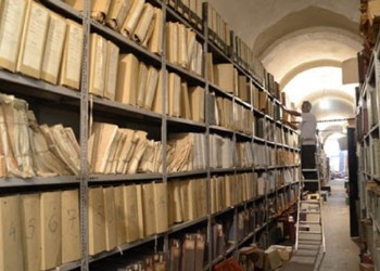 Scrisoare deschisă de protest împotriva dispoziției MAI care îngrădește accesul istoricilor la documente din Arhivele Naționale. Securism, poliție politică, cenzură și încălcarea legislației internaționale în domeniu. Semnați această scrisoare!