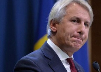 Înainte de a se avânta spre Cotroceni, Teodorovici le pregătește un cadou subordonaților: pensii speciale pentru angajații din Finanțe! 
