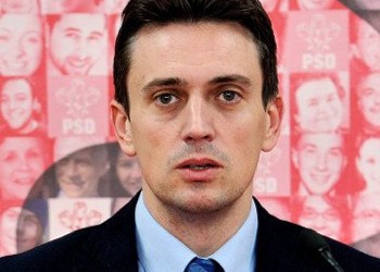 Fostul pesedist Cătălin Ivan speră să facă minuni. Vrea să strângă 200.000 de semnături pentru prezidențiale în doar 5 zile