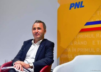 Portret de candidat. Valentin Făgărășian, candidat PNL pentru Camera Deputaților, Diaspora: „Lupt pentru o Românie  mai bună, din care românii să nu mai fie nevoiți să plece,  așa am făcut eu la tinerețe”