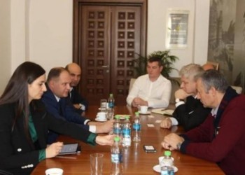 LEGĂTURA DE AFACERI Dan Tudorache-Ion Ceban. Firma ce urma să „betoneze” Pădurea Băneasa și Parcul Herăstrău se pregătește să ia cu asalt Chișinăul. COMBINAȚII pesedisto-socialiste pe ruta România- R. Moldova