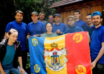 ”Peștera Ocrotitoare” – noul popas amenajat pe Calea Partizanilor din Apuseni. Traseul memorial-tematic care îi comemorează pe luptătorii anticomuniști din gruparea Șușman de la Răchițele. Glorie lor!