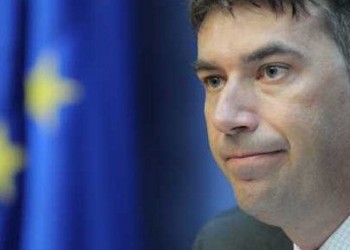 Bezna minții: europarlamentar PLUS și raportor pentru Republica Moldova, Dragoș Tudorache aplaudă guvernul pro-rus de la Chișinău! Diletantism cumplit   