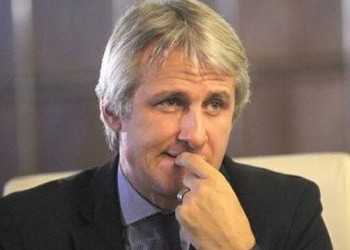 Un senator îl detonează pe Orlando Teodorovici: ”Bichonul Vioricăi DISTRUGE sectorul privat!”. Atac la adresa antreprenorilor 